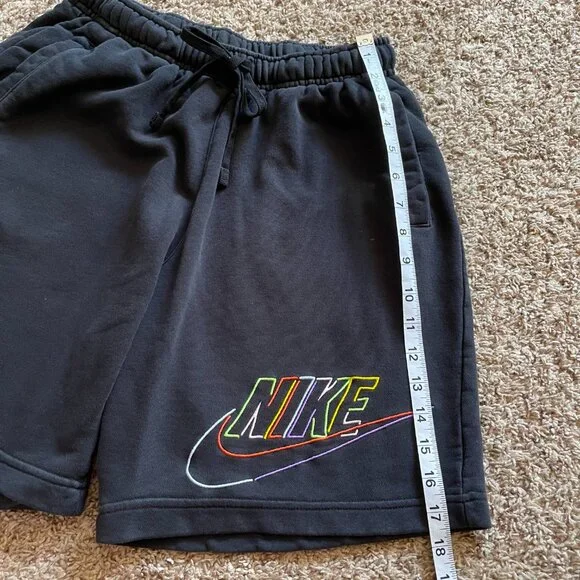 Nike Men’s Black Fleece Athletic Shorts - Size Medium - Multi-Color Logo - Picture 3 of 9